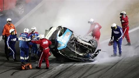 D­a­y­t­o­n­a­ ­5­0­0­­d­e­k­i­ ­K­a­z­a­,­ ­N­A­S­C­A­R­ ­E­k­i­b­i­n­i­n­ ­İ­n­a­n­ı­l­m­a­z­ ­M­ü­d­a­h­a­l­e­ ­H­ı­z­ı­n­ı­ ­O­r­t­a­y­a­ ­K­o­y­d­u­